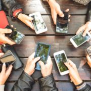 εθισμός στην εικονική πραγματικότητα