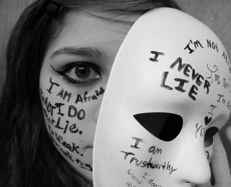 Πώς θα σταματήσεις να παίζεις «κρυφτούλι» με τις αλήθειες σου